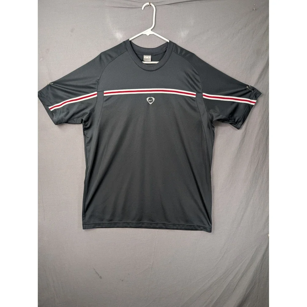 Nike Mens XL Gray Red White Striped Short Sleeve Athletic T-Shirt